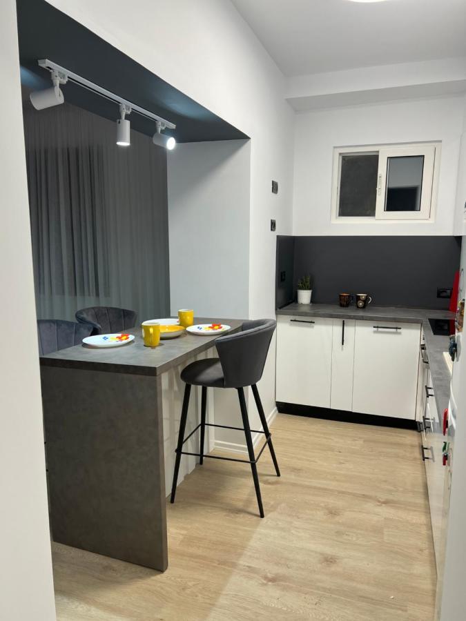 Amion Apartment In Center Of Tirana Kültér fotó