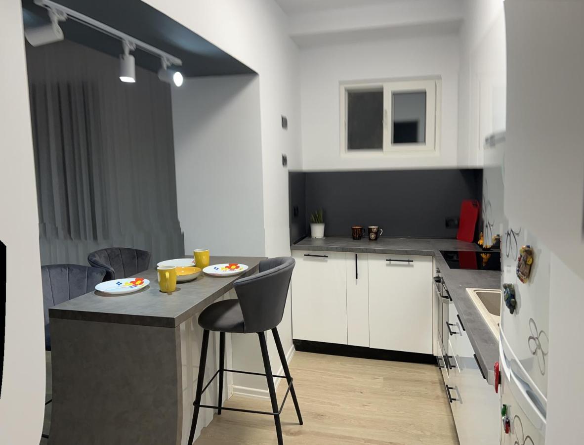 Amion Apartment In Center Of Tirana Kültér fotó