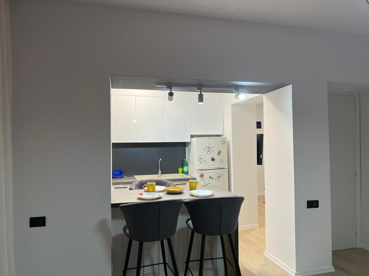 Amion Apartment In Center Of Tirana Kültér fotó