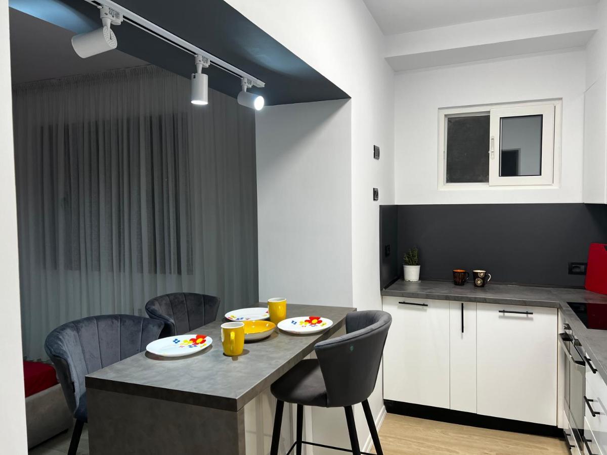 Amion Apartment In Center Of Tirana Kültér fotó
