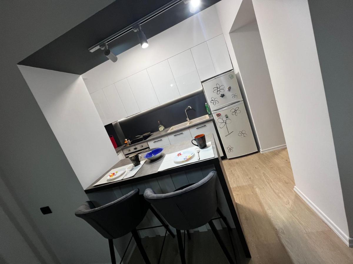 Amion Apartment In Center Of Tirana Kültér fotó