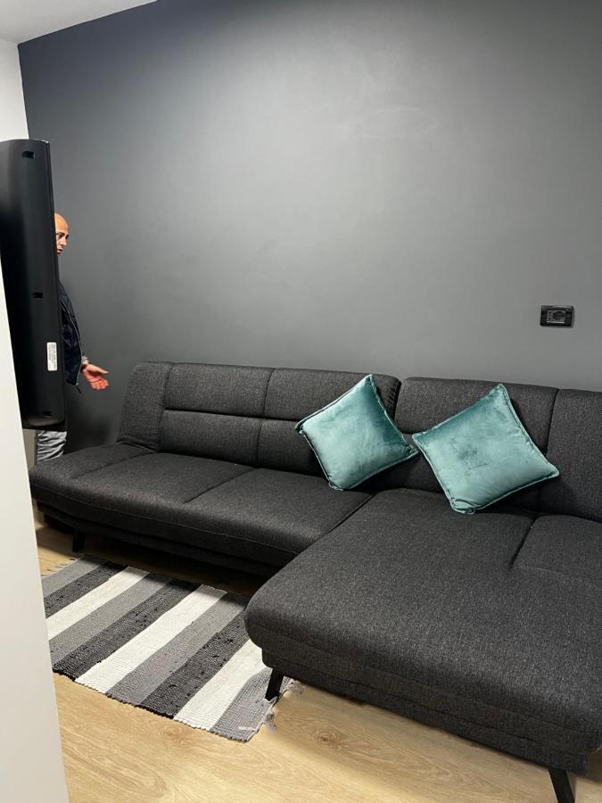 Amion Apartment In Center Of Tirana Kültér fotó