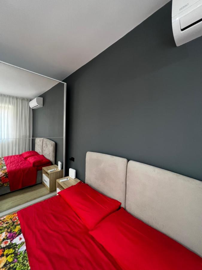 Amion Apartment In Center Of Tirana Kültér fotó