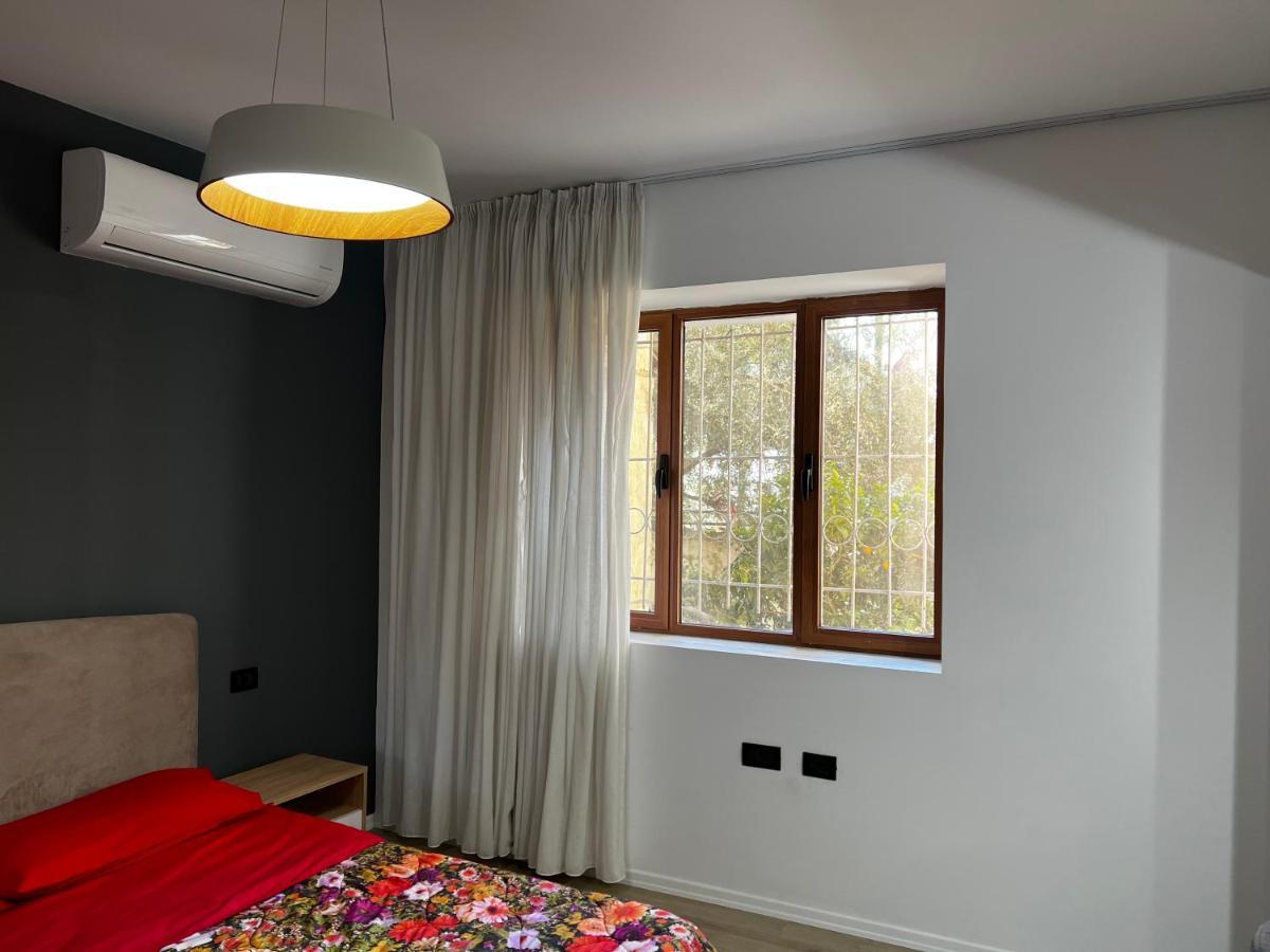 Amion Apartment In Center Of Tirana Kültér fotó