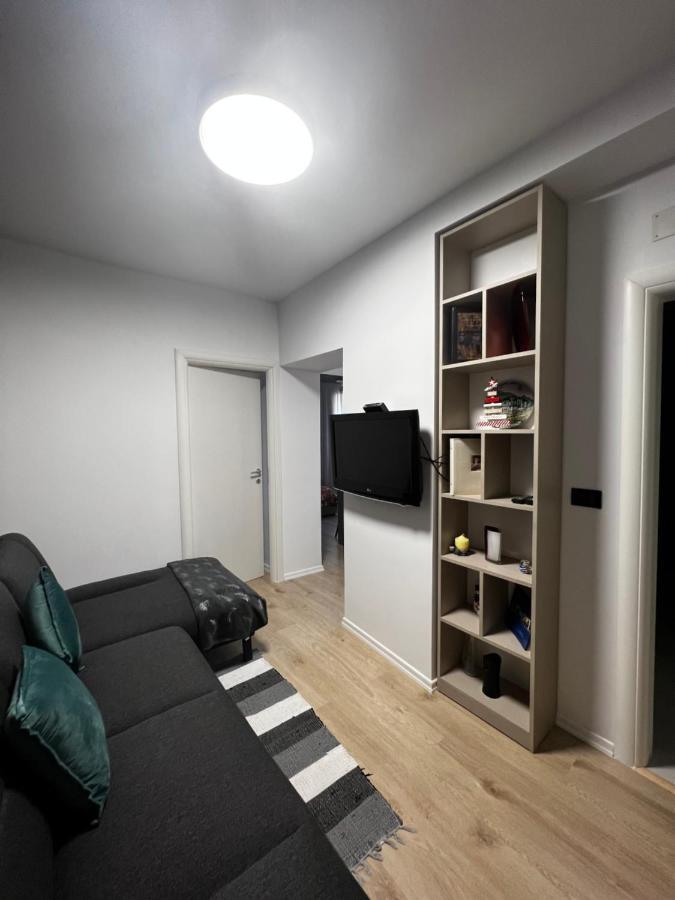 Amion Apartment In Center Of Tirana Kültér fotó