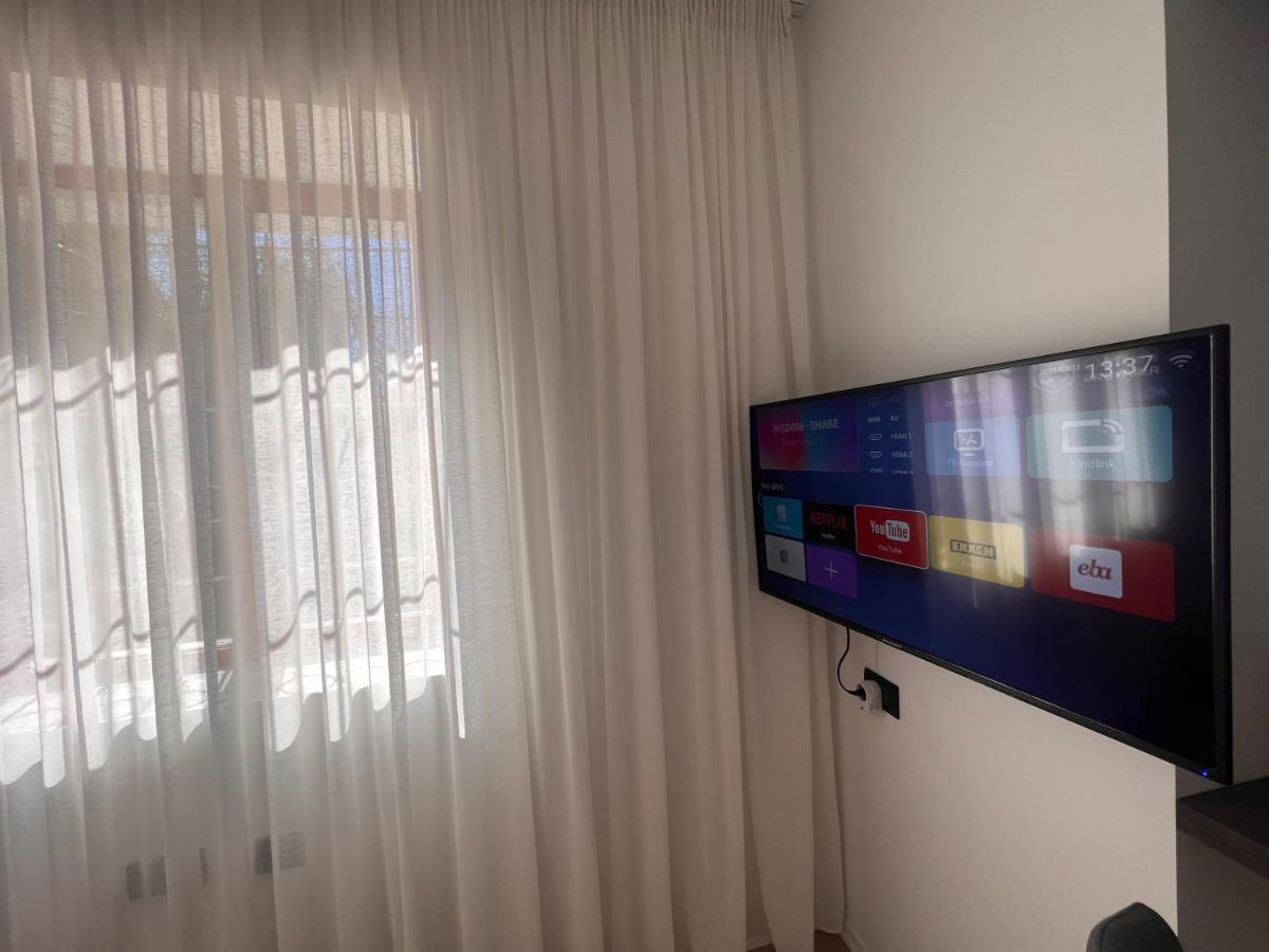 Amion Apartment In Center Of Tirana Kültér fotó