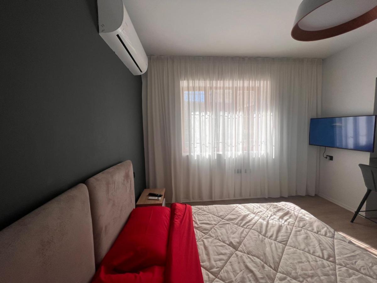 Amion Apartment In Center Of Tirana Kültér fotó