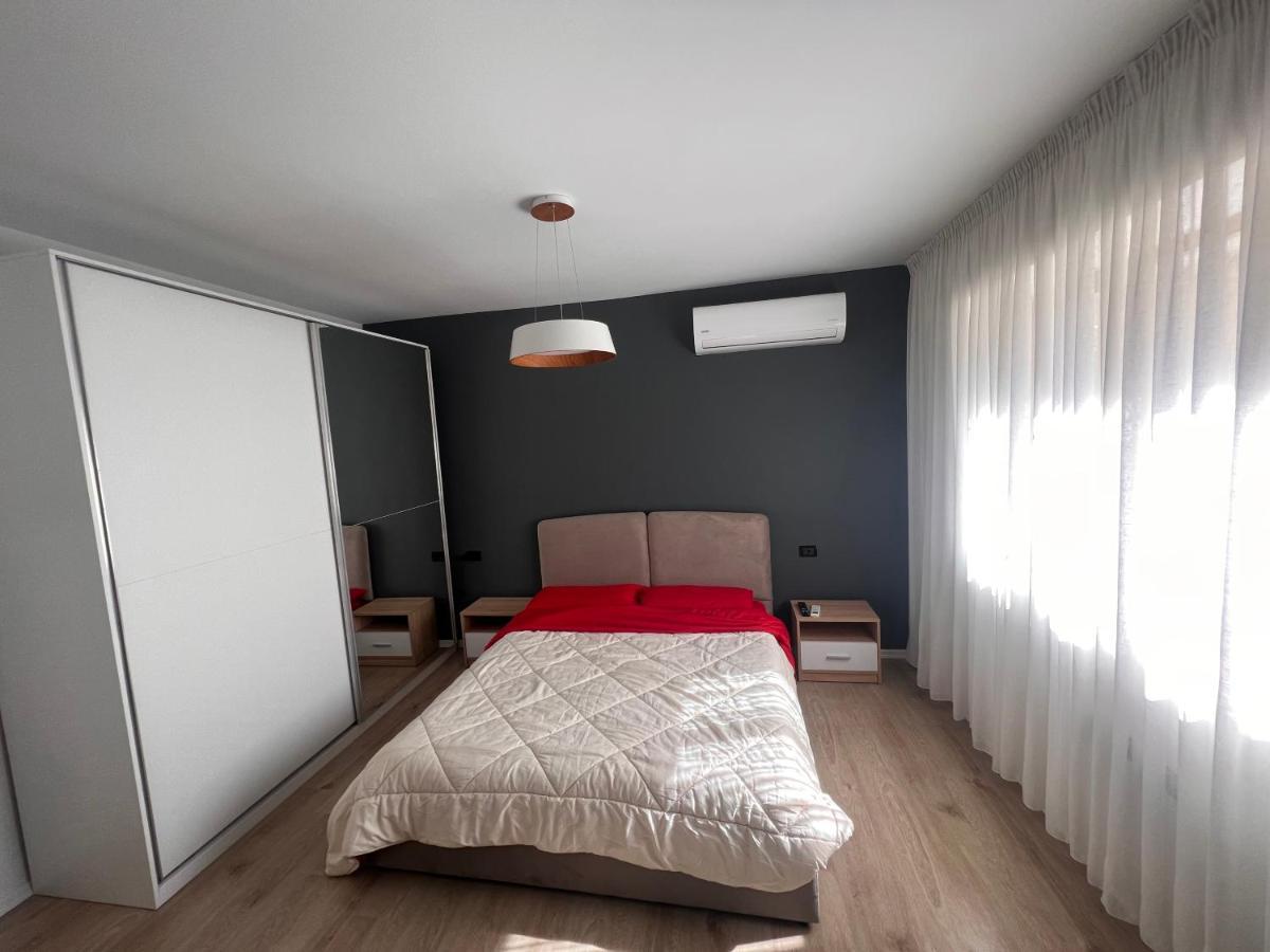 Amion Apartment In Center Of Tirana Kültér fotó